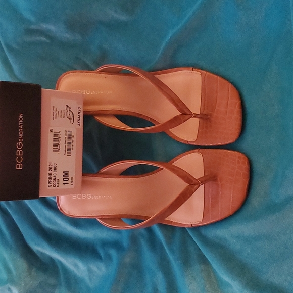 Cognac Croc Slides - Picture 2 of 4